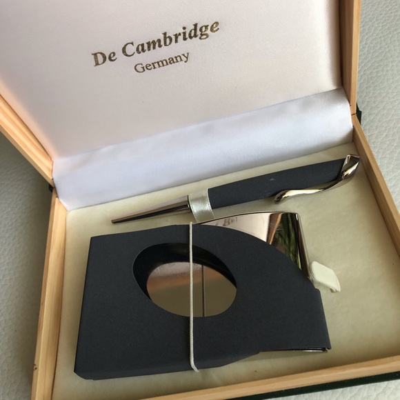 New De CAMBRIDGE Gift BOX. Card keeper. & pen. - Picture 8 of 8